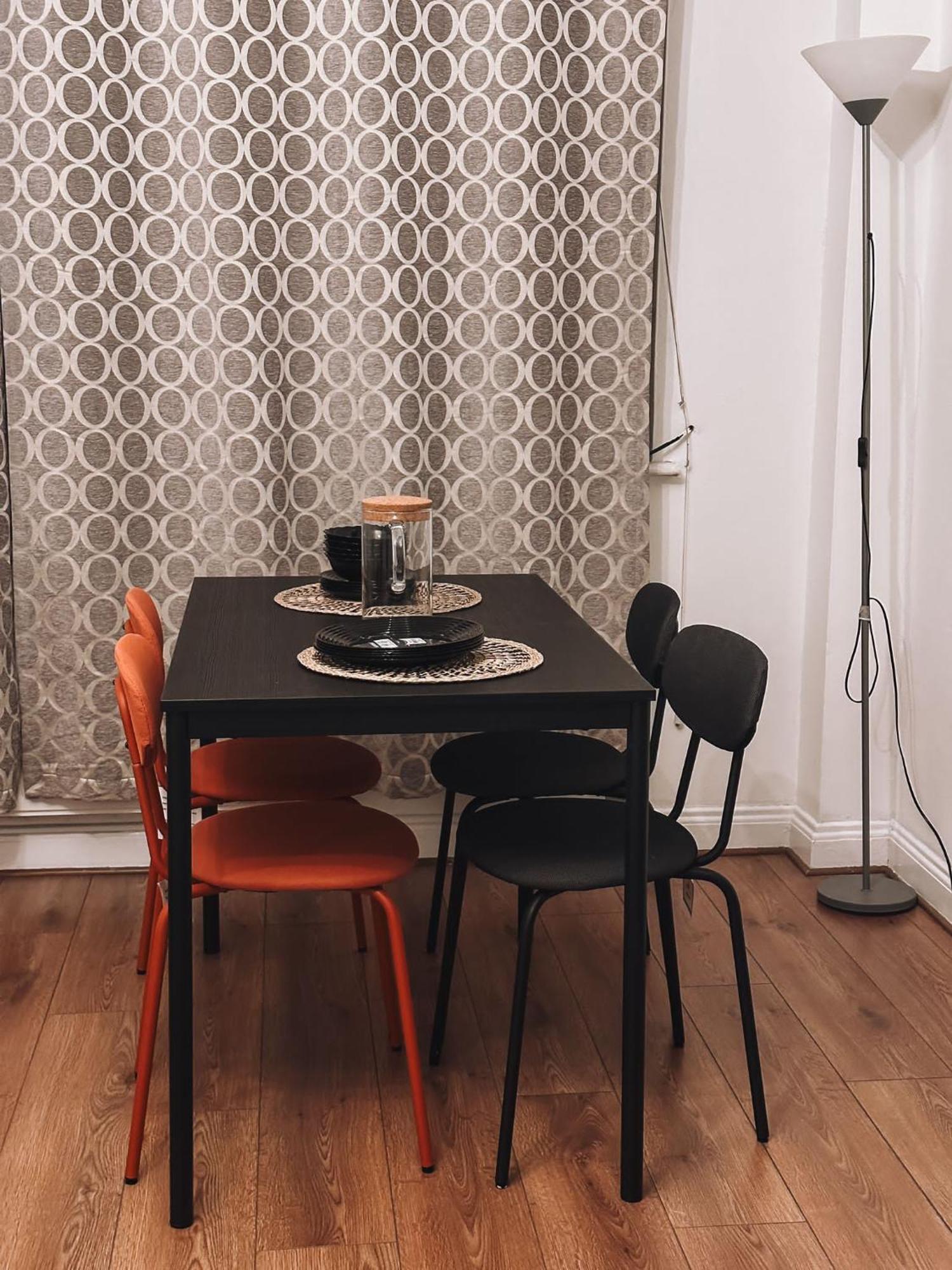 Cosy 2 Bedroom Apartment In Swiss Cottage. 伦敦 外观 照片