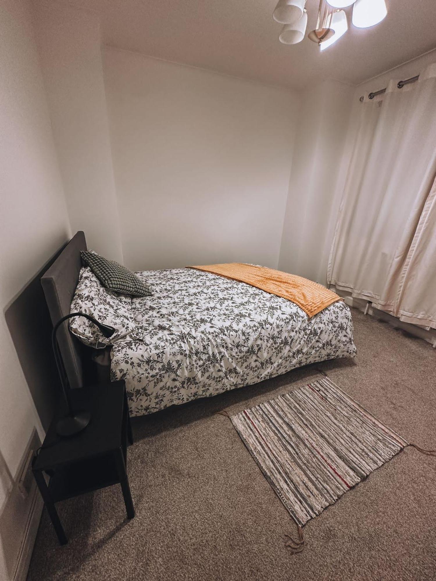 Cosy 2 Bedroom Apartment In Swiss Cottage. 伦敦 外观 照片
